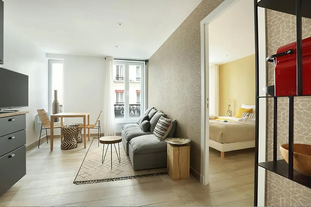 Center Of By Prestige * Paris